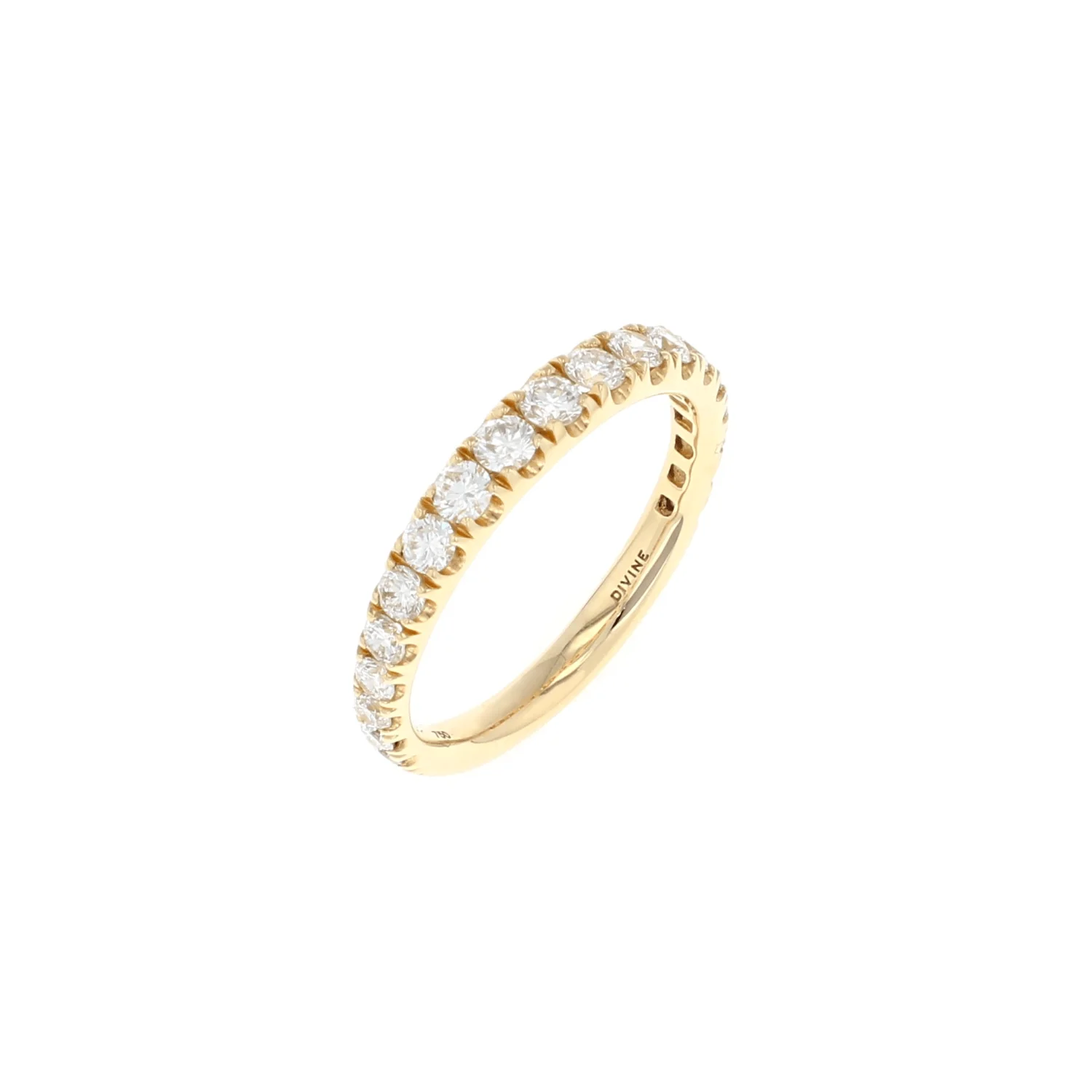 18K Graduating Diamond Band (0.75CTW) - Image 2
