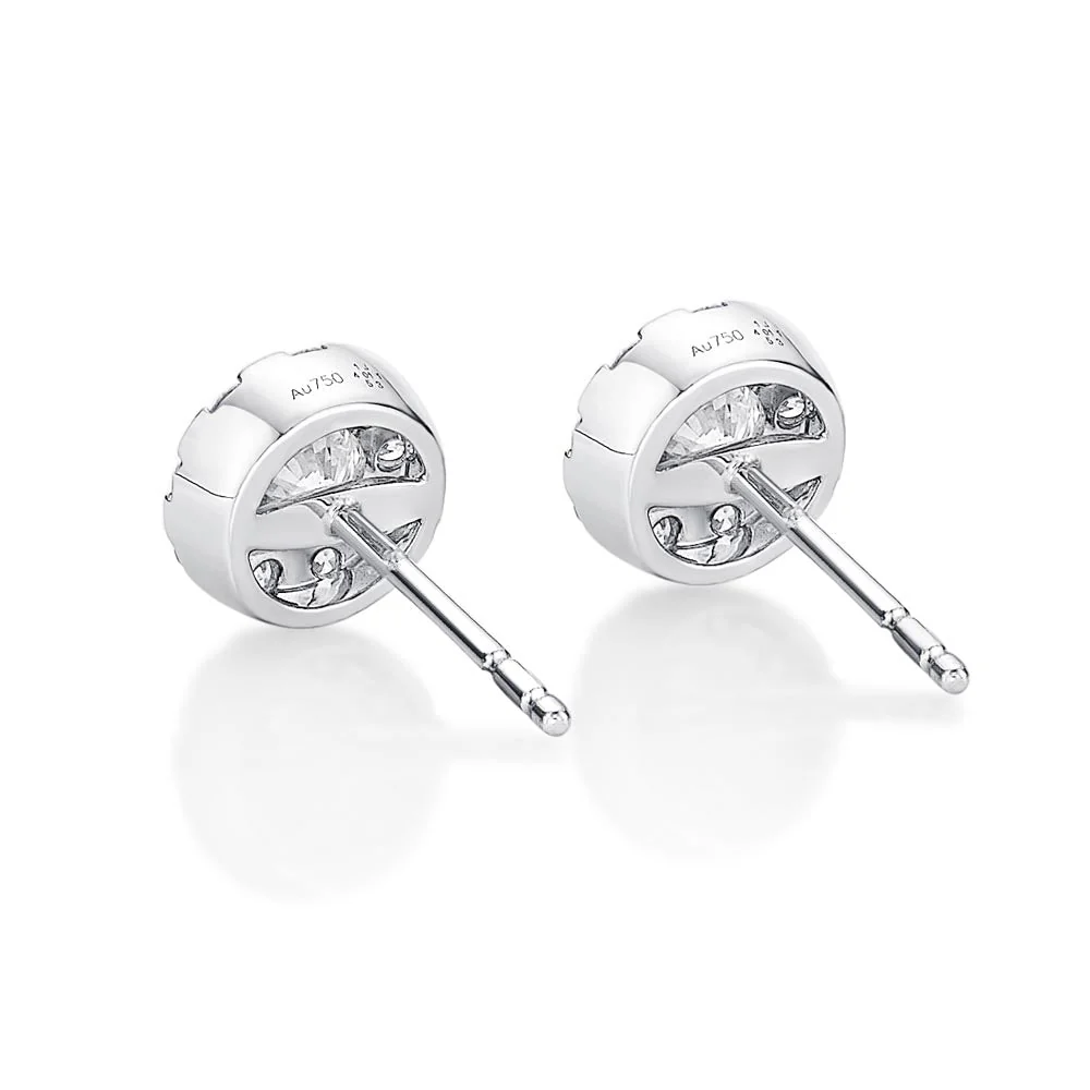 .46 CTW Cluster Diamond Studs Set in 18K Gold - Image 3