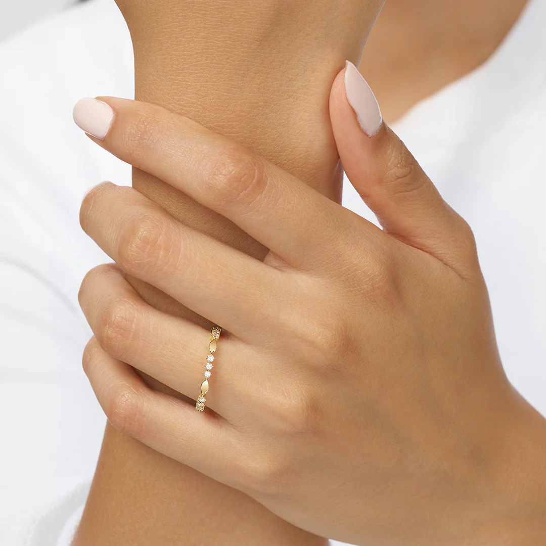 Diamond 3-Stone Marquise Pattern Stackable Ring In 10k Yellow Gold (1/7ctw) - Image 2