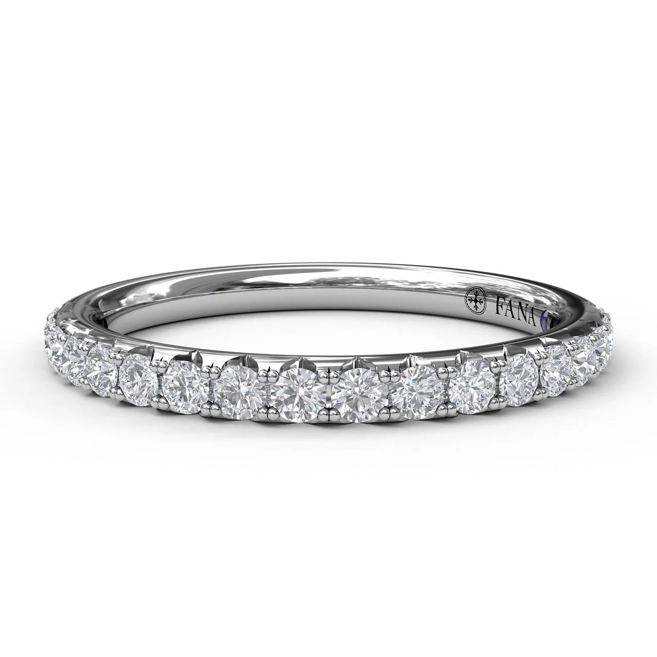 FANA Diamond Wedding Band