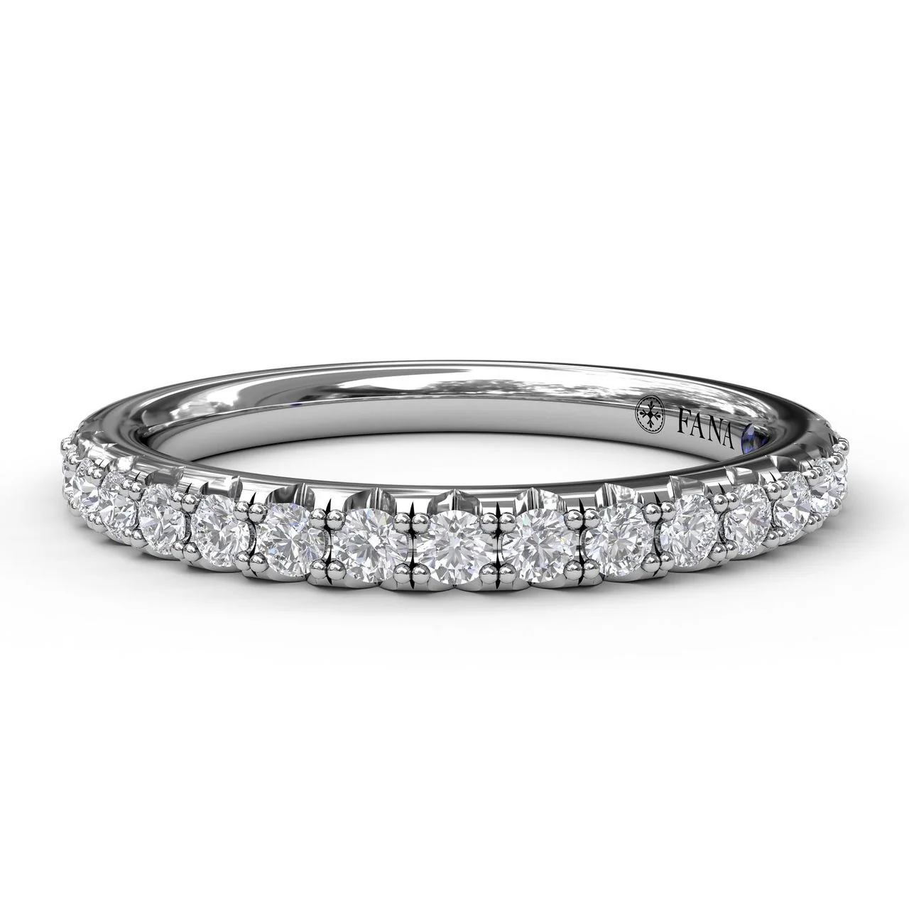 FANA Diamond Wedding Band