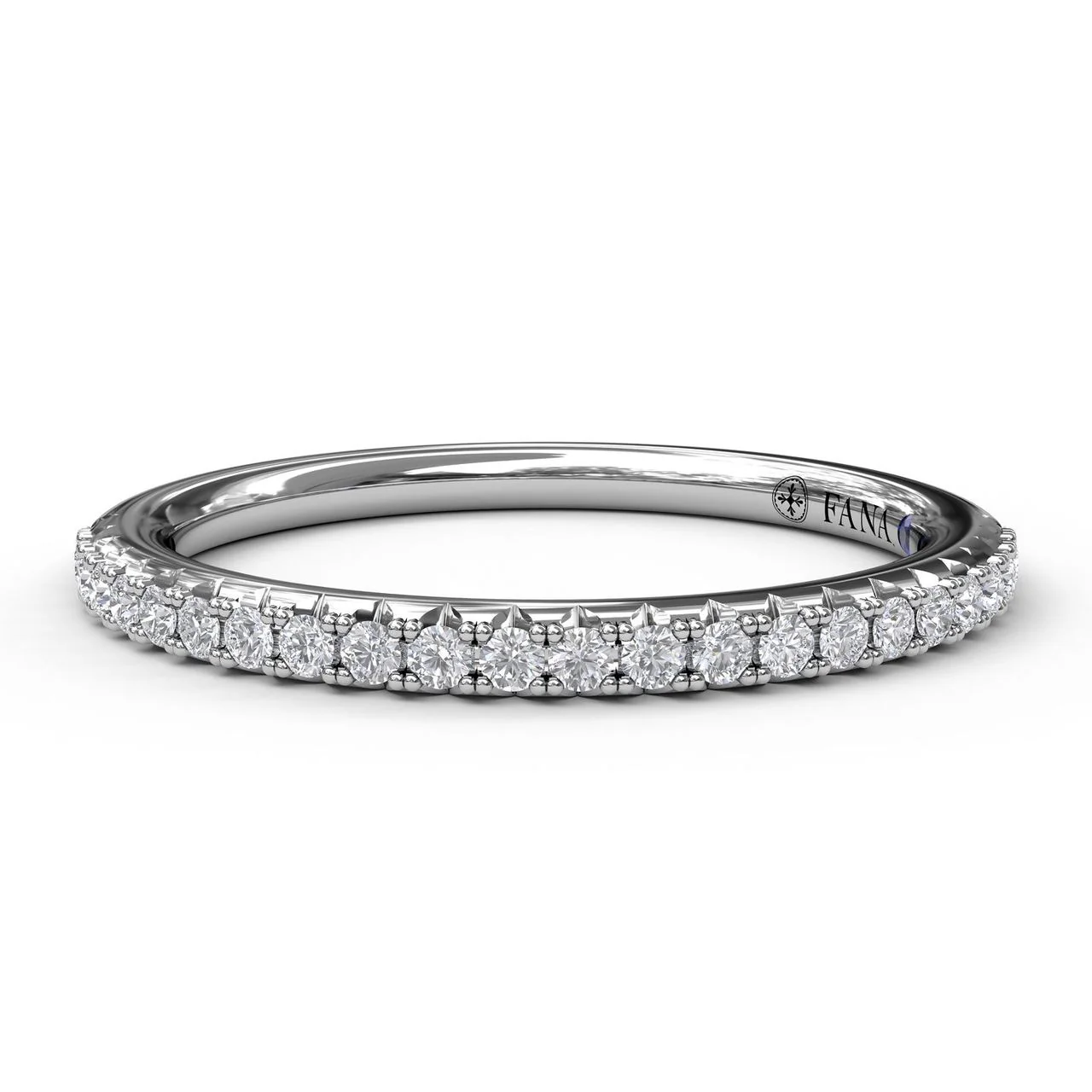 FANA Diamond Wedding Band