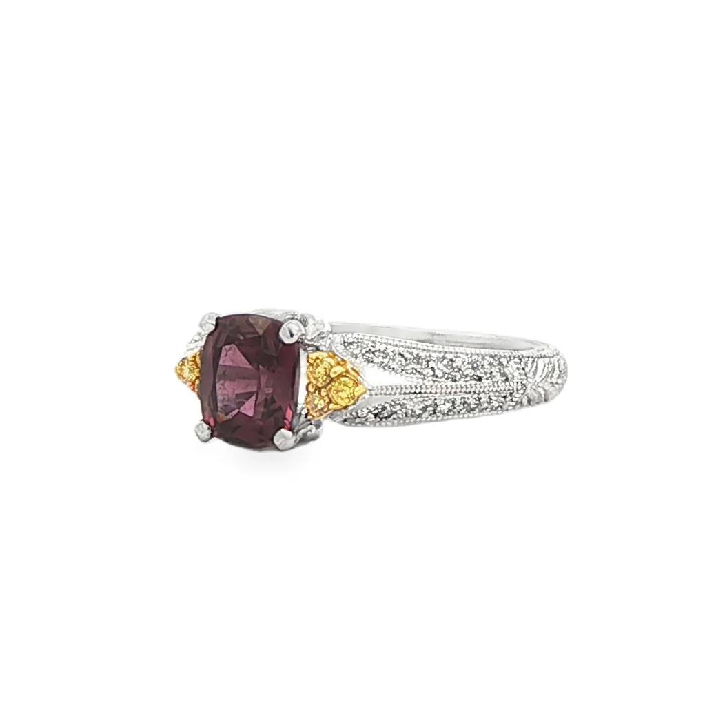Estate 1.53 ct Color-Change Garnet & Diamond Ring in Platinum/18K Yellow Gold, Size 6.25 - Image 2