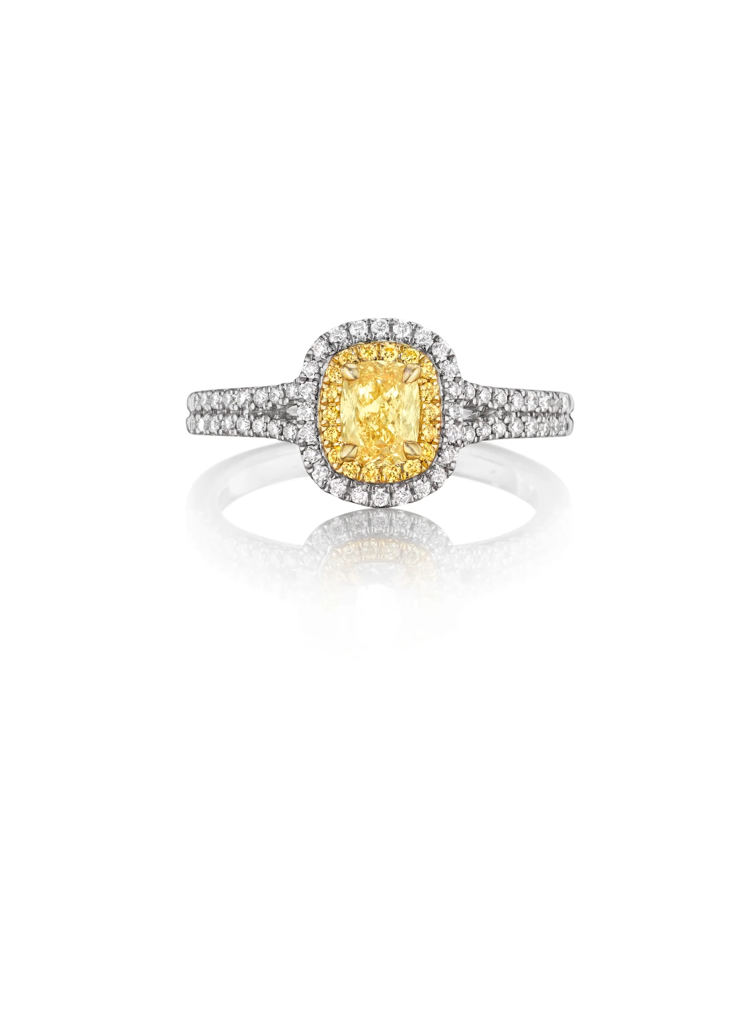 Henri Daussi Cushion Collection Diamond Ring Setting (0.55 CTW)