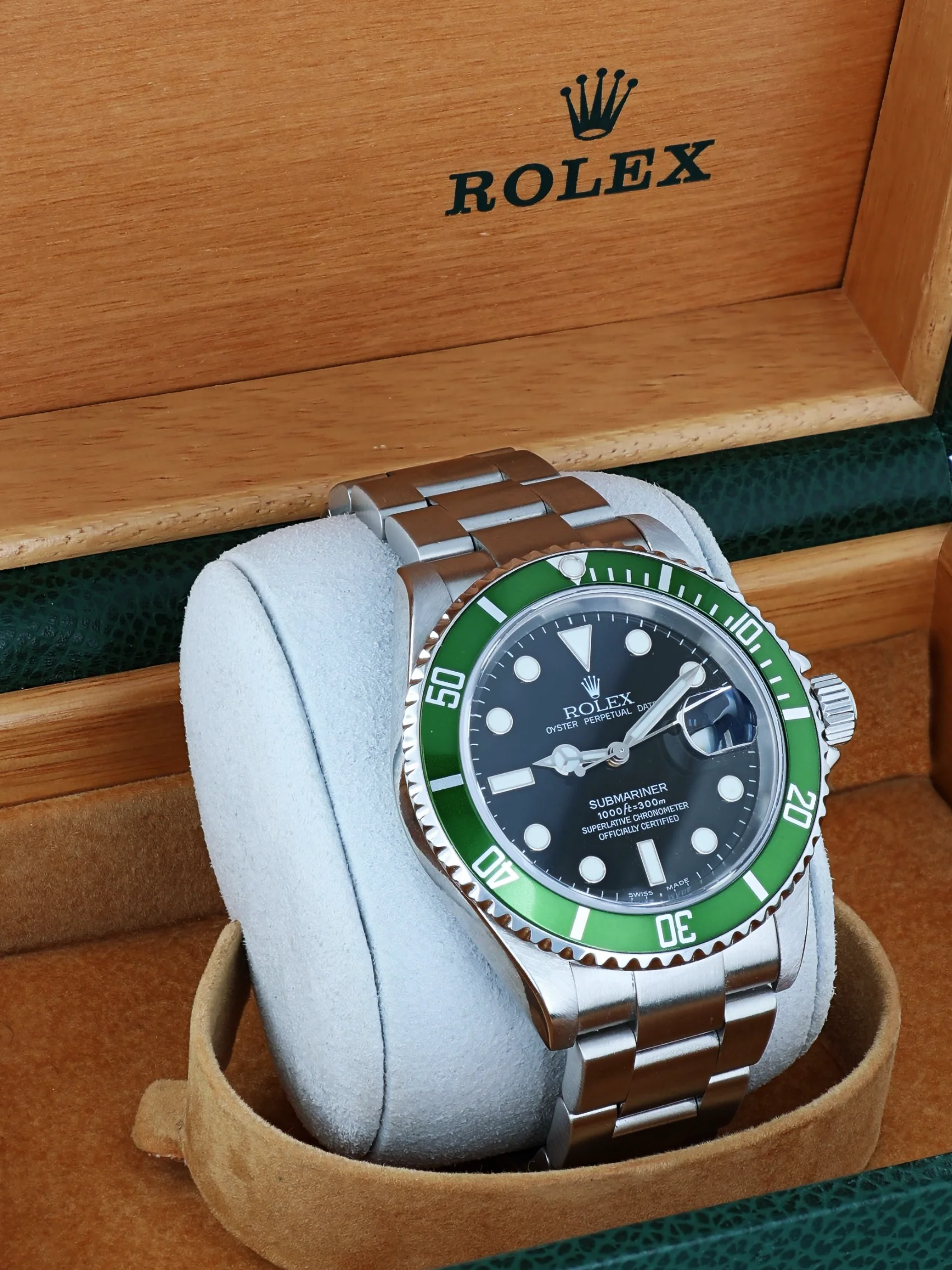 Rolex 16610LV Submariner "Kermit" 40mm (Pre-owned) - Image 2